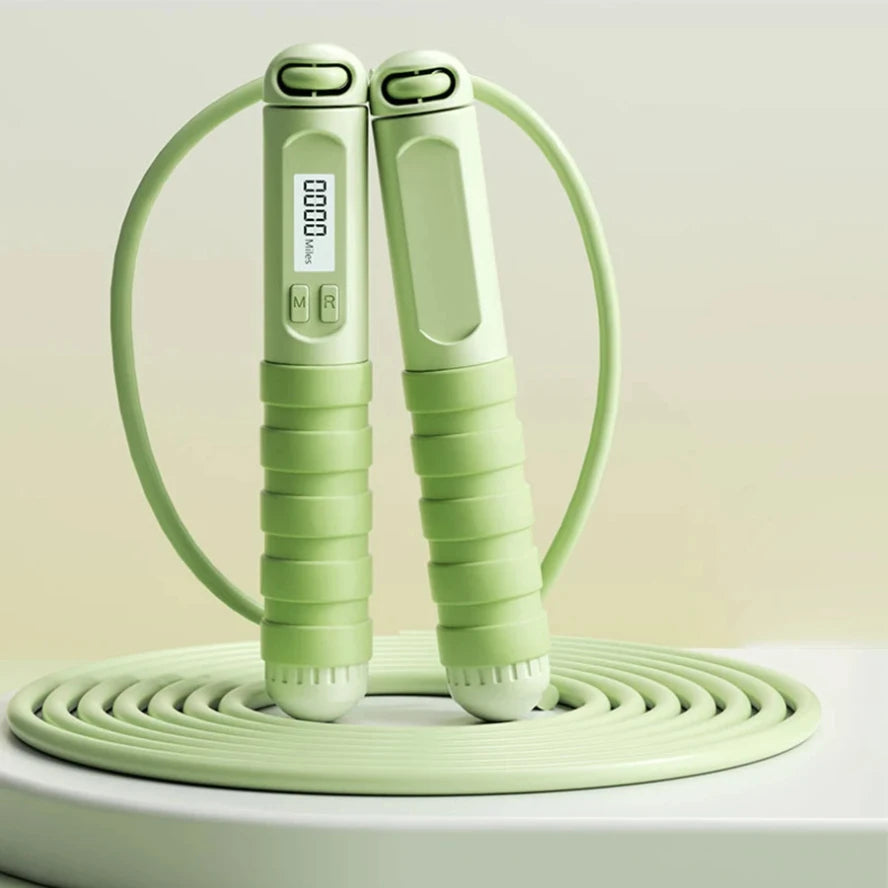 Electronic counting jump rope